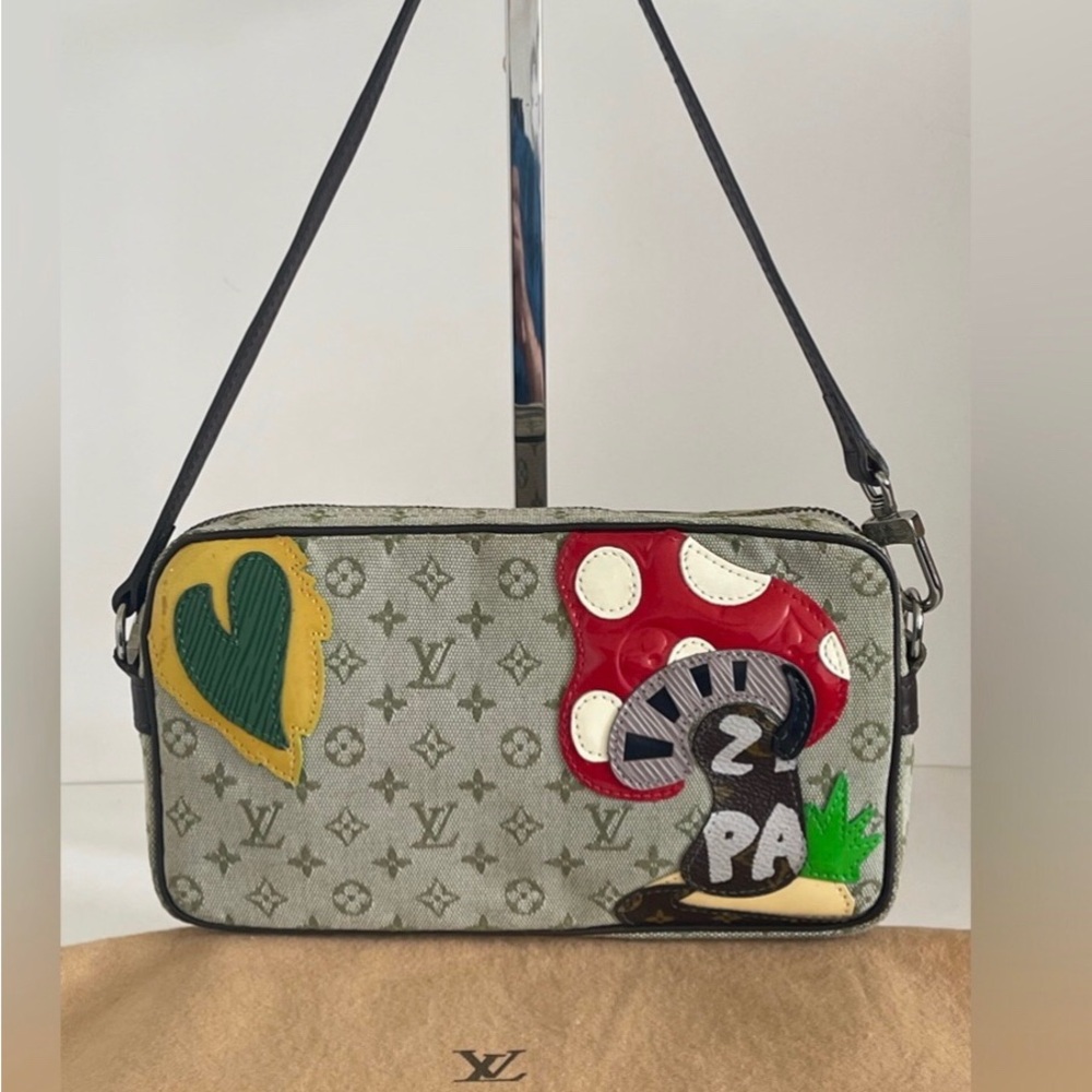 LOUIS VUITTON CONTE DE FEES MINI LIL POCHETTE “FAIRY TALE”